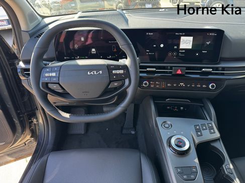 New 2026 Kia Sportage SX Prestige image 13