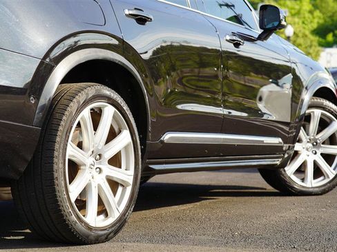 Used 2016 Volvo XC90 T6 image 19