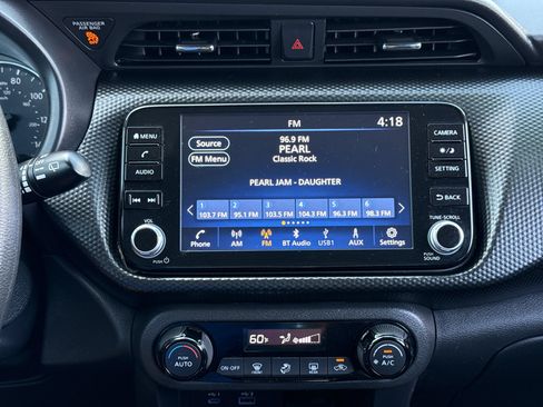 Used 2021 Nissan Kicks SV FWD image 19