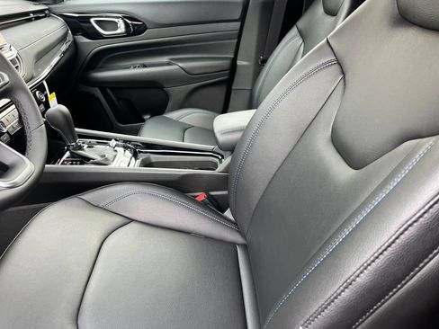 New 2026 Jeep Compass Limited AWD/4WD image 23