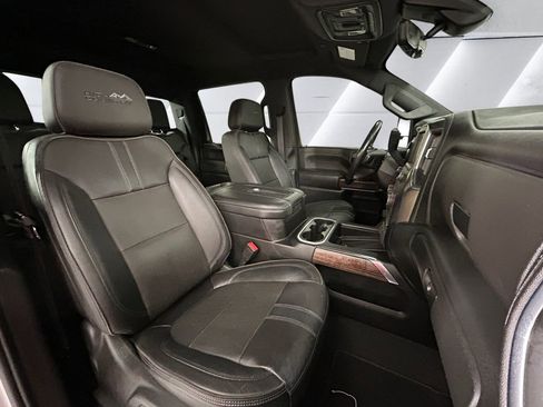 Used 2020 Chevrolet Silverado 3500 High Country w/ Technology Package image 14