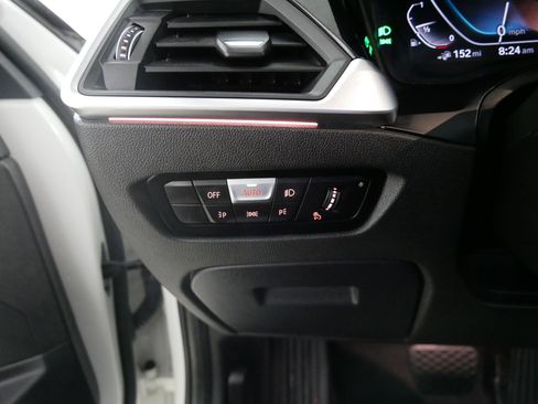 Used 2021 BMW 330e xDrive w/ Convenience Package image 26