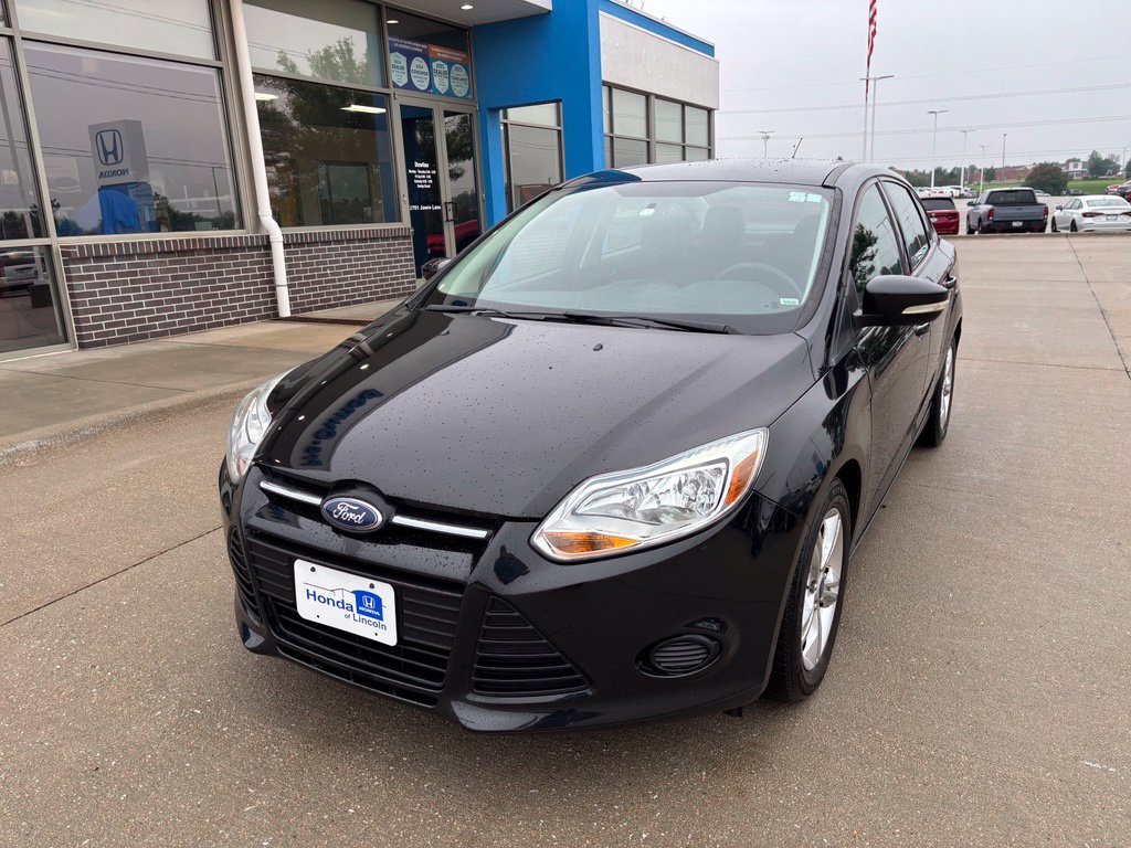 Used 2013 Ford Focus SE FWD image 1
