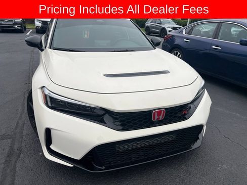 Used 2024 Honda Civic Type R image 6