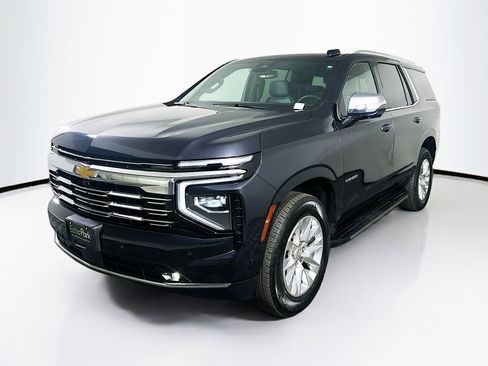 Used 2025 Chevrolet Tahoe Premier image 3