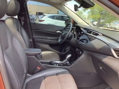 Used 2021 Buick Encore GX Essence w/ Advanced Technology Package FWD image 29