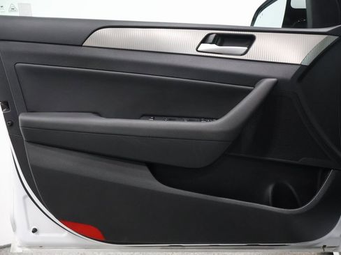Used 2018 Hyundai Sonata Sport image 12