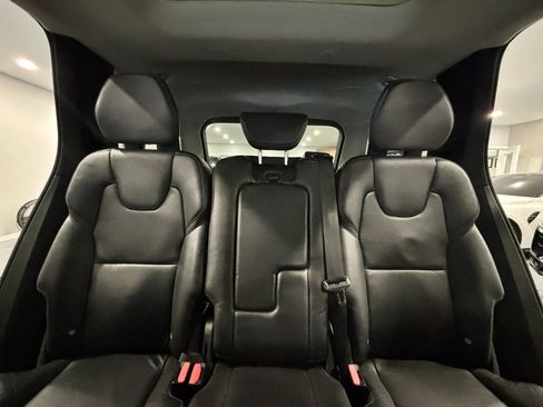 Used 2017 Volvo XC90 T5 Momentum w/ Vision Package image 25