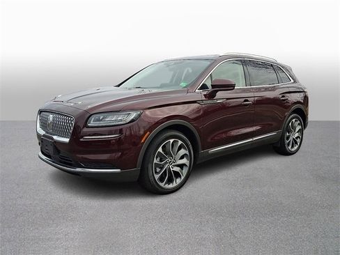 Used 2022 Lincoln Nautilus Reserve image 1