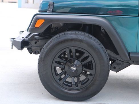 Used 1998 Jeep Wrangler SE AWD/4WD image 15