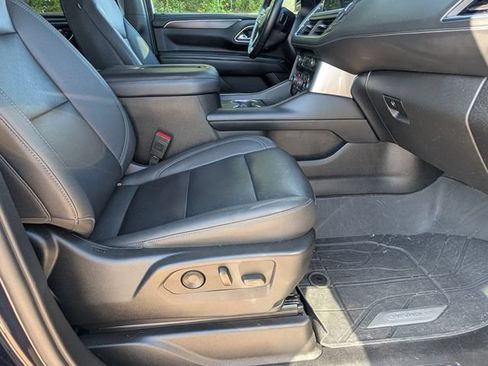 Used 2023 Chevrolet Tahoe LT w/ Luxury Package AWD/4WD image 27