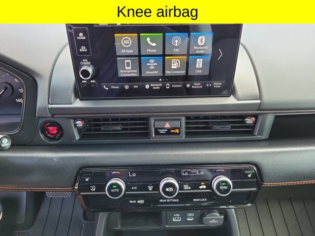 Used 2025 Honda Pilot TrailSport image 26
