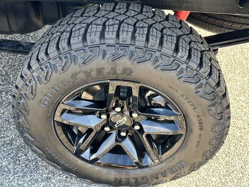 Used 2025 Chevrolet Silverado 1500 Custom Trail Boss image 20
