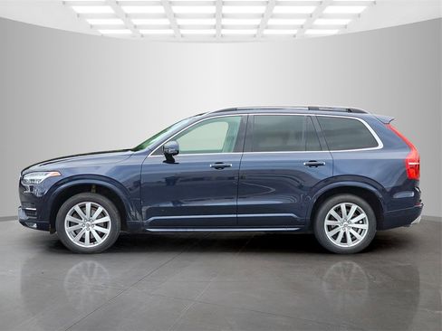 Used 2016 Volvo XC90 T6 Momentum w/ Momentum Plus Package image 3