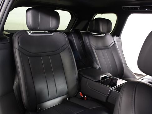 Used 2025 Land Rover Range Rover Long Wheelbase Autobiography image 22
