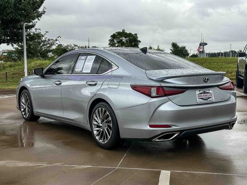 Used 2024 Lexus ES 350 w/ Ultra Luxury Package FWD image 5