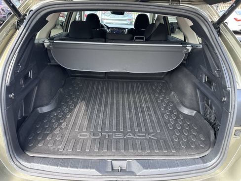 Used 2021 Subaru Outback Premium AWD/4WD image 31