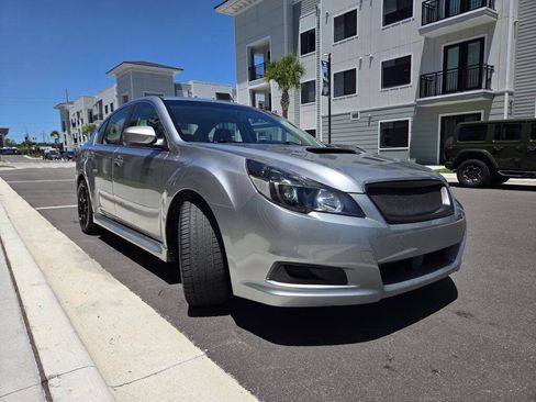 Used 2010 Subaru Legacy 2.5GT Limited w/ Popular Equipment Group 1A AWD/4WD image 4