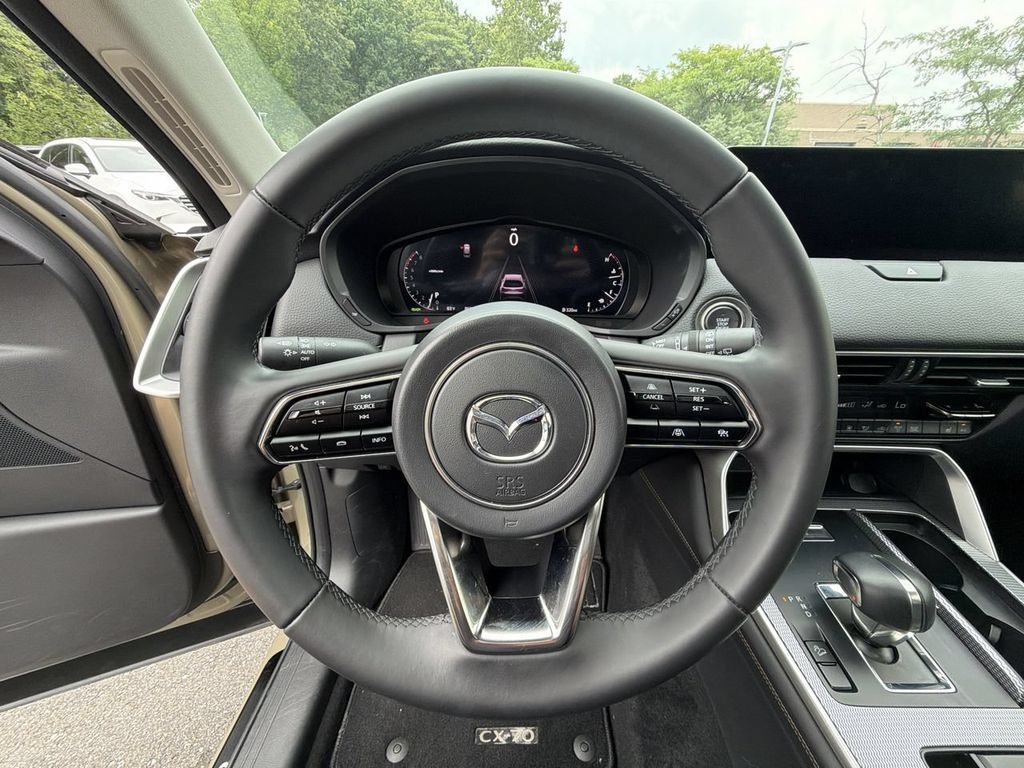 Certified 2025 MAZDA CX-70 3.3 Turbo w/ Premium Package AWD/4WD image 18