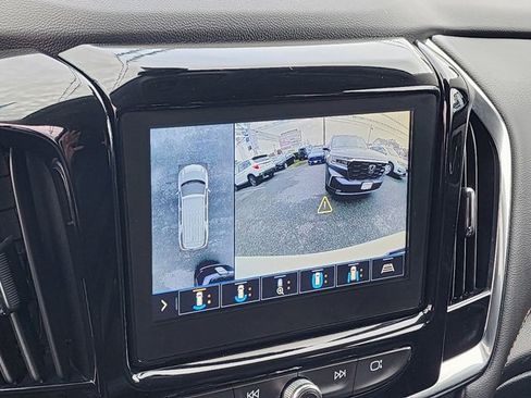 Used 2021 Chevrolet Traverse RS w/ LPO, Floor Liner Package image 33