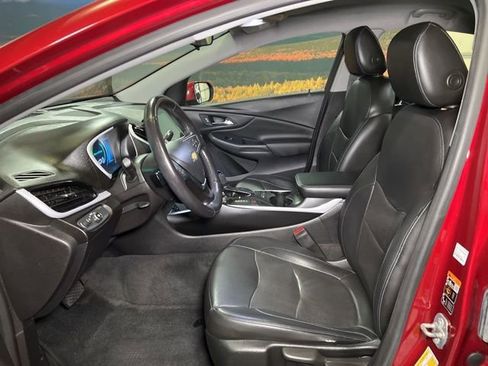 Used 2018 Chevrolet Volt LT w/ LT Driver Confidence Package image 20