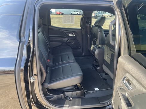 Used 2024 Chevrolet Silverado EV RST image 17