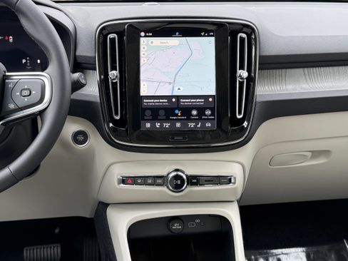 New 2026 Volvo XC40 B5 Plus w/ Protection Package Premier image 11