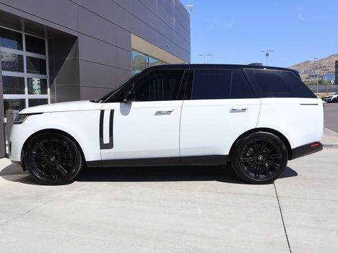 Certified 2025 Land Rover Range Rover Autobiography AWD/4WD image 11
