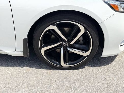 Used 2020 Honda Accord Sport image 10