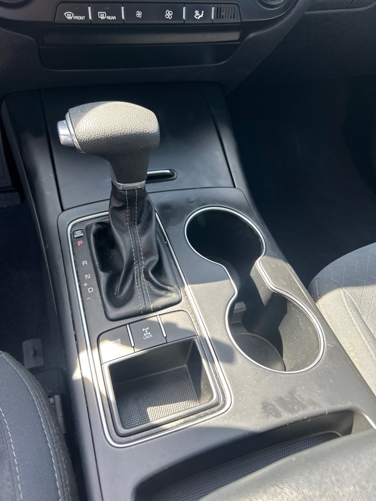 Used 2019 Kia Sorento AWD V6 image 12