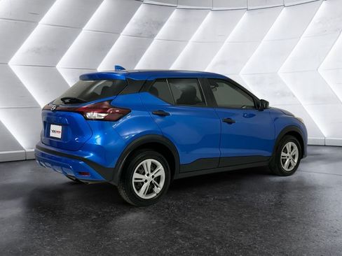 Used 2024 Nissan Kicks S FWD image 4
