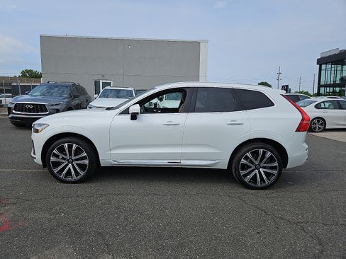 Certified 2023 Volvo XC60 B5 Ultimate w/ Climate Package AWD/4WD image 6