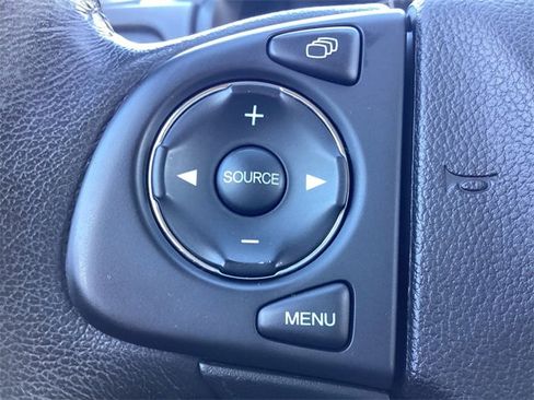Used 2016 Honda CR-V Touring image 17