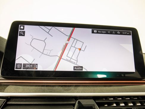 Used 2022 BMW 540i xDrive w/ M Sport Package image 24