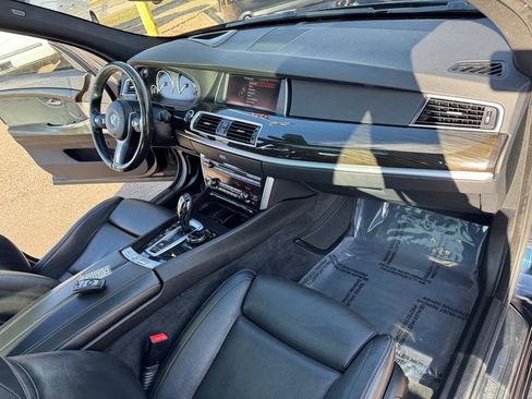 Used 2017 BMW 550i Gran Turismo xDrive image 30