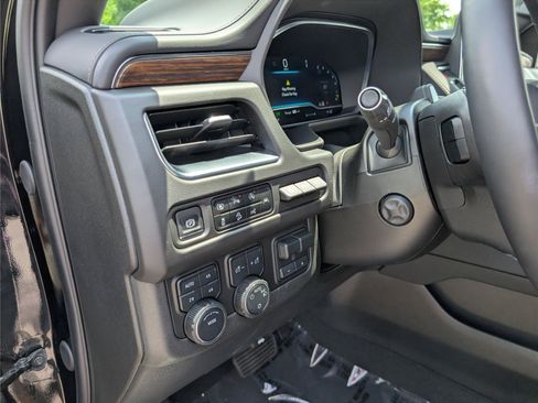 Used 2024 Chevrolet Tahoe High Country w/ Advanced Technology Package AWD/4WD image 27