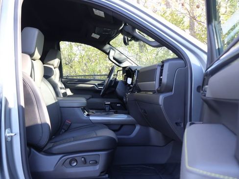 Certified 2024 Chevrolet Silverado 1500 ZR2 image 42