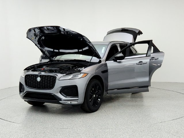 Certified 2026 Jaguar F-PACE R-Dynamic S AWD/4WD image 9