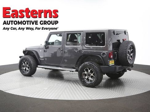 Used 2017 Jeep Wrangler Unlimited Sahara w/ Dual Top Group AWD/4WD image 63