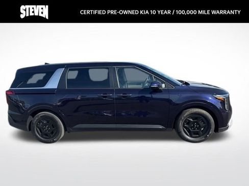 Certified 2026 Kia Carnival image 8