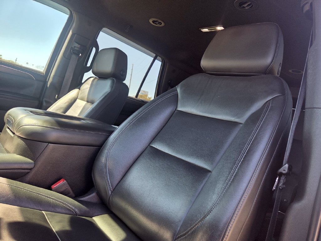 Used 2021 Chevrolet Tahoe LT RWD image 11