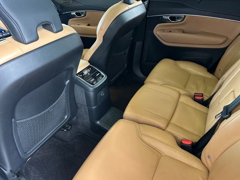 Certified 2024 Volvo XC90 T8 Ultimate w/ Lounge Package AWD/4WD image 14