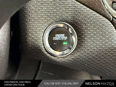 Used 2018 Chevrolet Cruze LT w/ Convenience Package FWD image 30