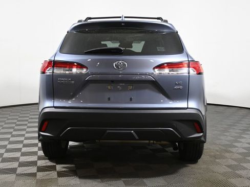 Used 2023 Toyota Corolla Cross LE w/ Moonroof Package AWD/4WD image 10