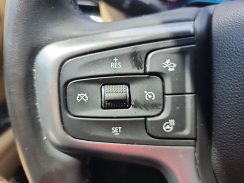 Used 2024 Chevrolet Tahoe Premier AWD/4WD image 26