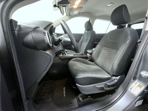 Certified 2024 Nissan Kicks SV image 11