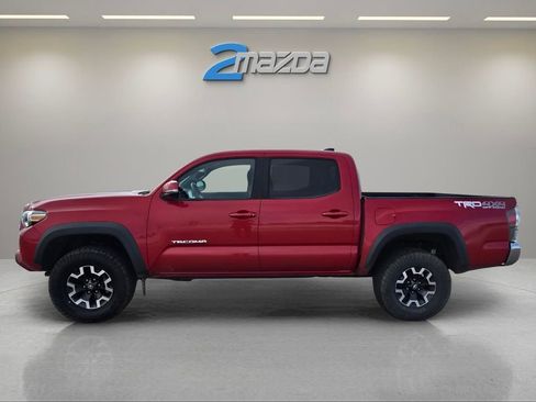 Used 2021 Toyota Tacoma TRD Off-Road image 2