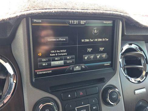 Used 2016 Ford F250 Lariat w/ Lariat Ultimate Package AWD/4WD image 18