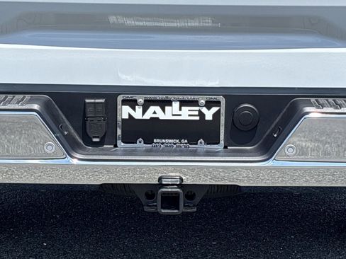 New 2025 GMC Sierra 1500 SLE w/ Preferred Package image 35