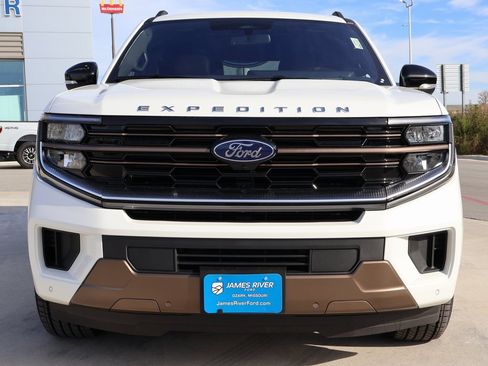 New 2025 Ford Expedition King Ranch image 7